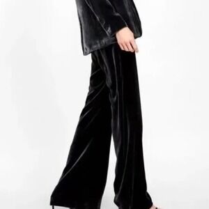 Zara Woman Black 12" Wide Leg Velvet Pants Side Zip Dark Romance Fairy Goth XS
